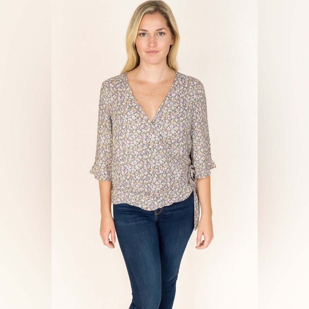 Sienna Sky Women’s Tan and Brown Flutter Sleeve Wrap Blouse